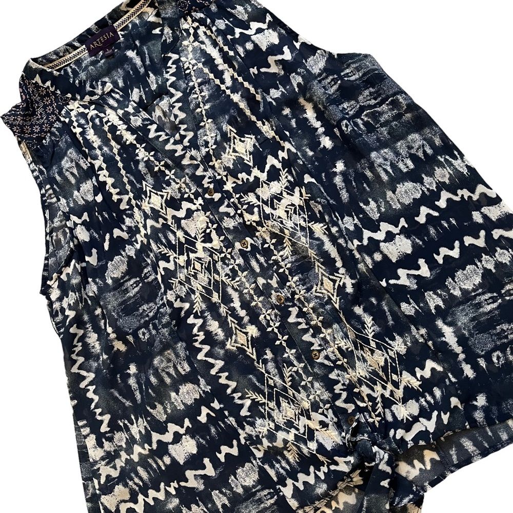 Artesia V-Neck Sleeveless Tie Front Top, Sz L - Picture 8 of 12